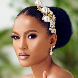 Butterfly and pearls bridal set