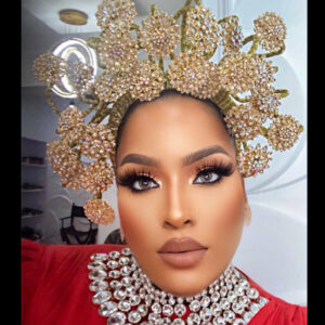 The Maxi Lavalliere Custom Headgear